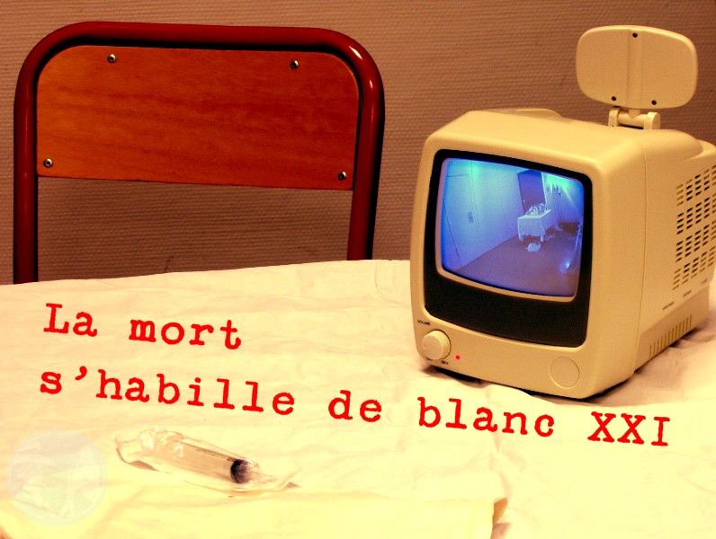 La_mort_shabille_de_blanc_XXI_Best-Of_01.JPG